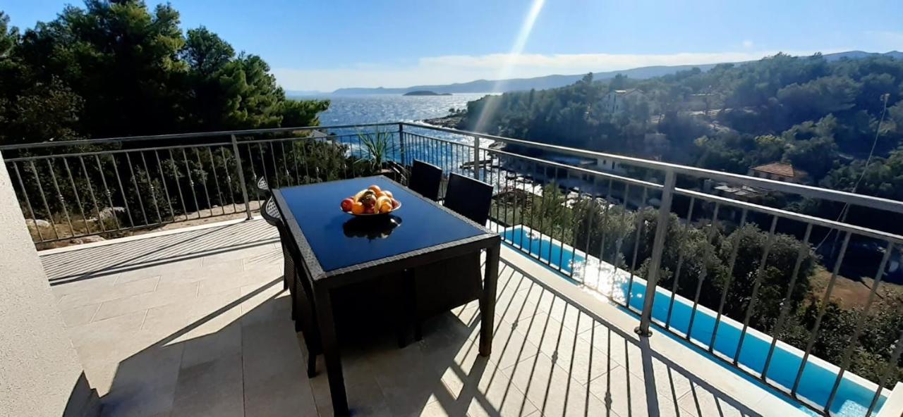 Holiday Hvar Vrbanj Екстер'єр фото