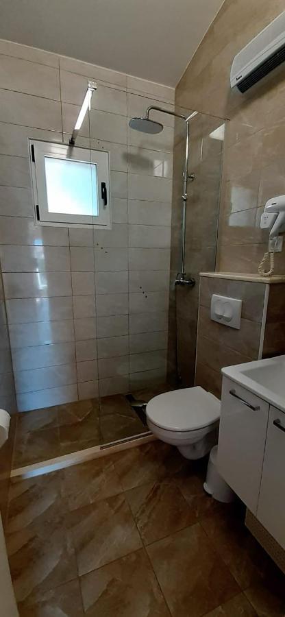 Holiday Hvar Vrbanj Екстер'єр фото
