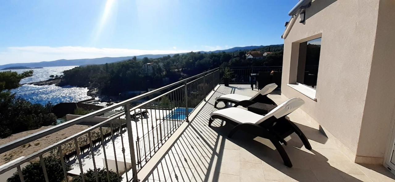 Holiday Hvar Vrbanj Екстер'єр фото