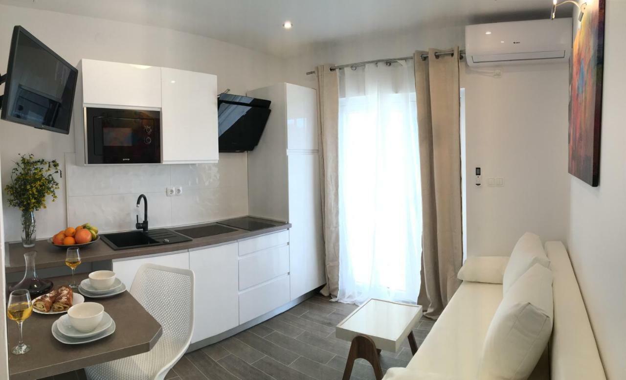 Holiday Hvar Vrbanj Екстер'єр фото