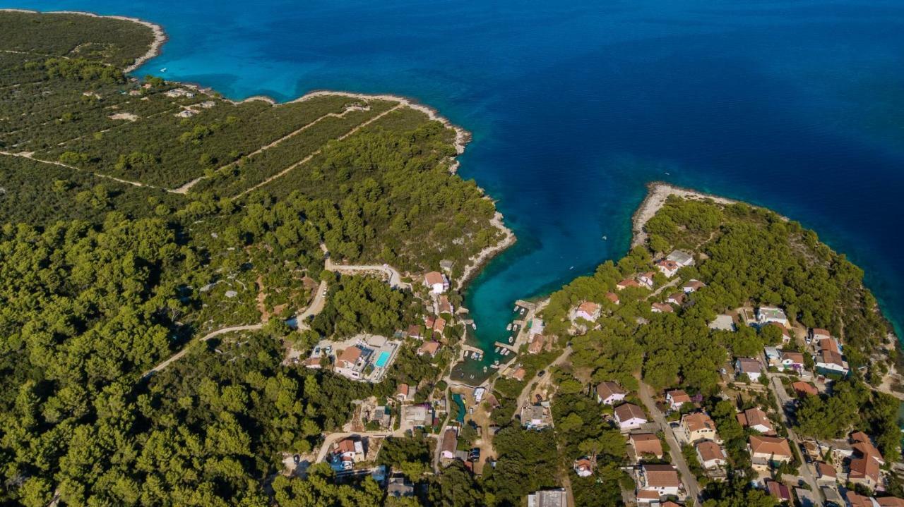 Holiday Hvar Vrbanj Екстер'єр фото